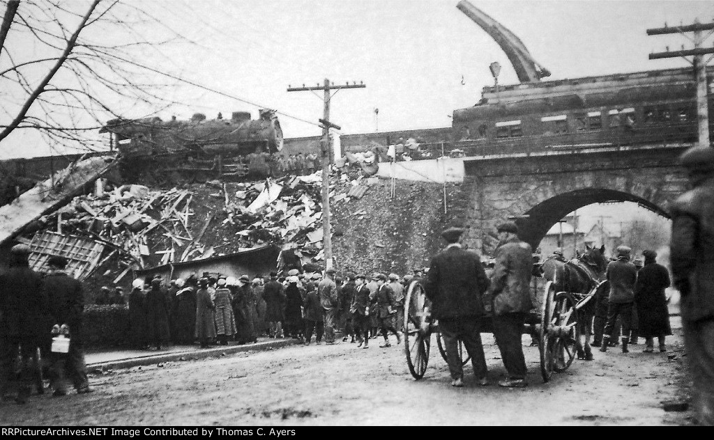 PRR Passenger Station Wreck, 1917